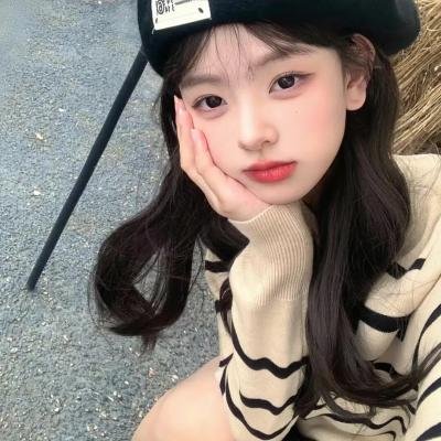 小雁与吴爱丽